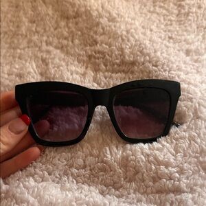 Aerie Stylish Black Sunglasses